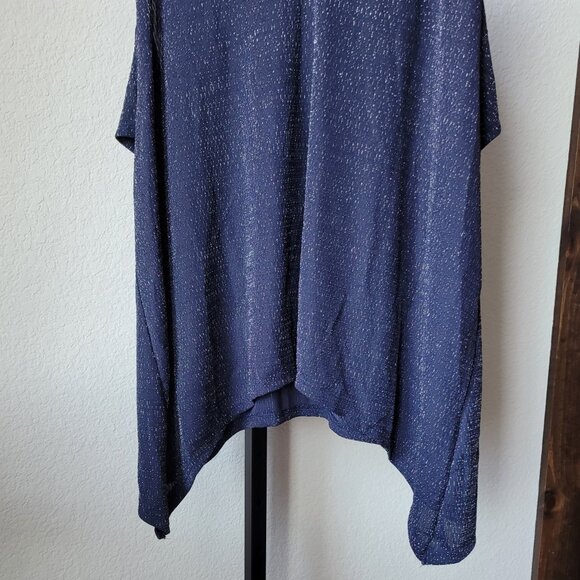 NWOT Shein Curve Cold Shoulder Top - Picture 8 of 10